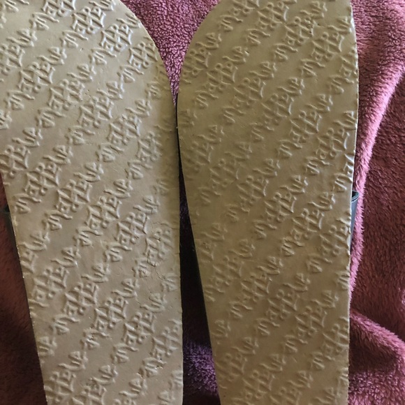 Sandals - Picture 4 of 10